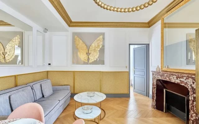 Superb AC- 1bdr Ave Montaigne - Arc de Triomphe by Studio Prestige - photo 3