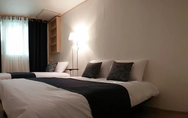 Utopia Guesthouse - Hostel - photo 5
