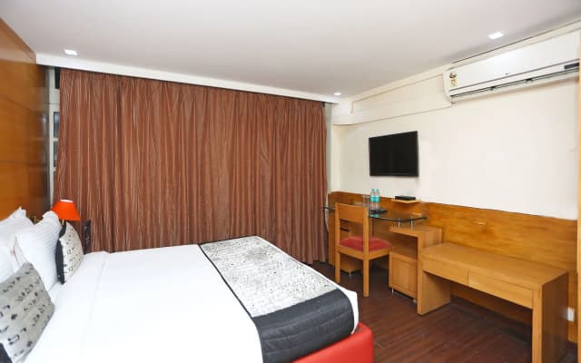 OYO 11340 Hotel Lakshmi Palace - photo 5