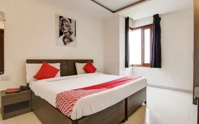 OYO 78941 Townhouse - photo 3