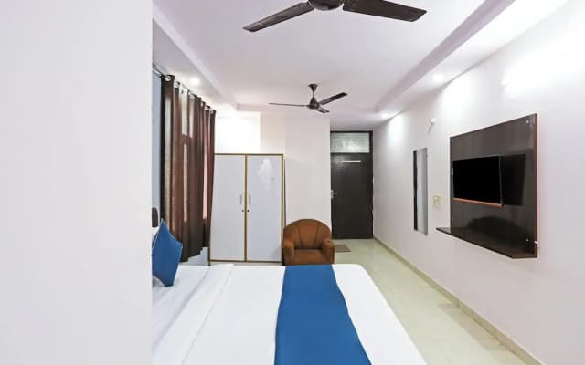 Hotel Raaso Inn Laxminagar BY Arrow - photo 5