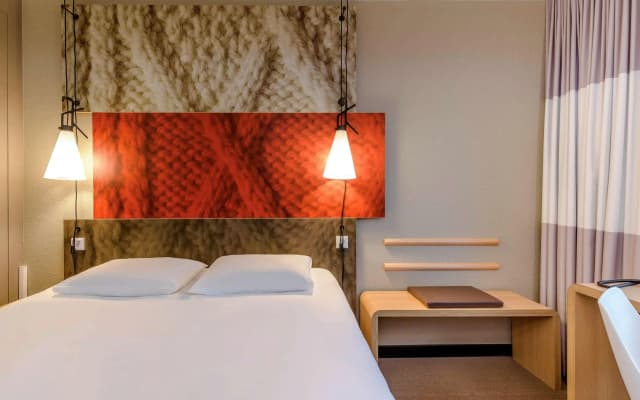ibis London Docklands Canary Wharf - photo 5