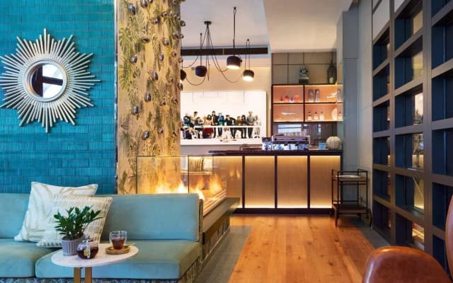 Ovolo Central - photo 2