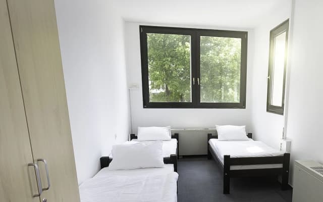 Central Budget Hotel - photo 3