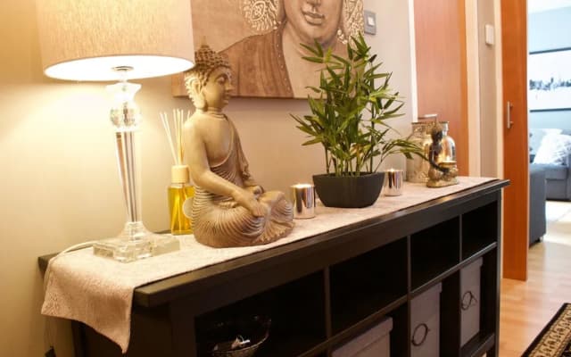 Royal Mile 2 Bedroom Apartment - photo 4