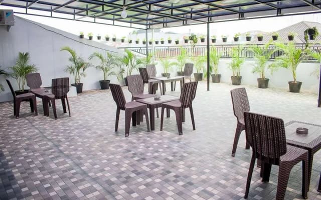 ZEN Rooms Senopati Syariah - photo 3