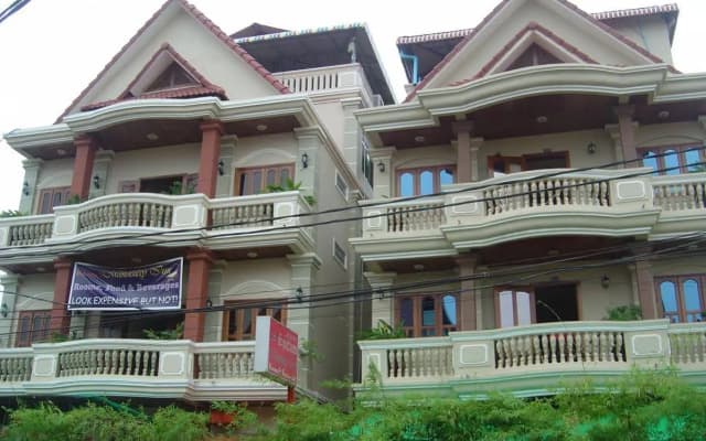 Mandalay Inn - photo 3