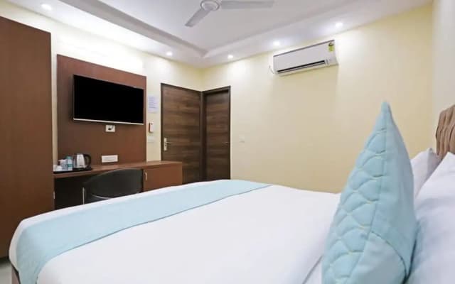 Hotel Mannat bhera enclave - photo 2