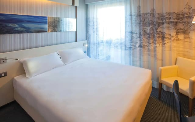 ibis Styles Roma Eur - photo 2