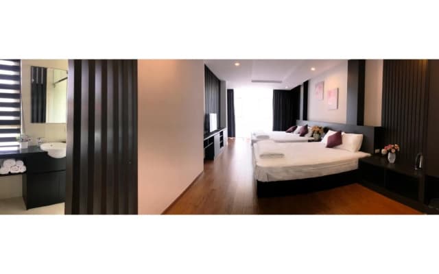 Ivy Hotel Ha Long - photo 5
