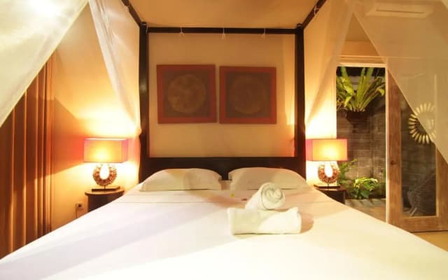 Bamboo Moon Villas - photo 2