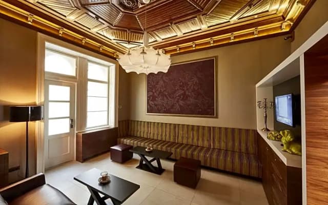 Budget Hotel Victoria - photo 3