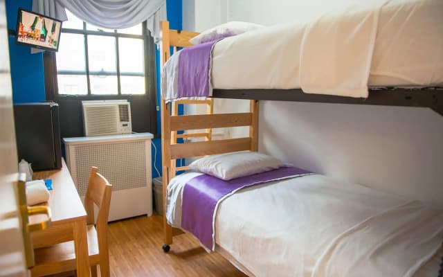 Vanderbilt YMCA Hostel - photo 4