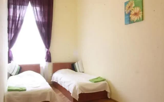 Kates Guesthouse - photo 4