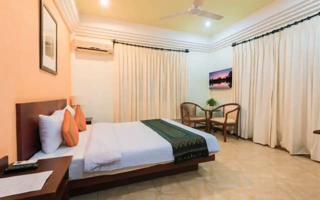 VPlus Hotel - photo 4