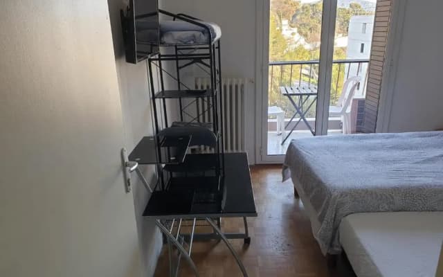 NEW CHEAP PRIVATE ROOM, KITCHEN , OVERWIEUW sea,TRAM on spot, 12 minutes from nice train station with tram , beach in 17 min tram , CHAMBRE PRIVÉE pas cher, cuisine équipée , tram sur place, APERÇU mer, 12 min de la gare de Nice avec le tram, 17 min plage - photo 3