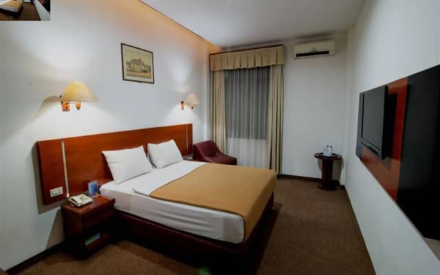 Hotel Puri Mega - photo 2