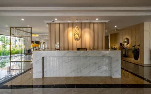 Sun Diamond Hotel - photo 2