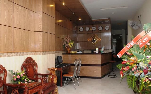 Mai Huy Hotel - photo 2