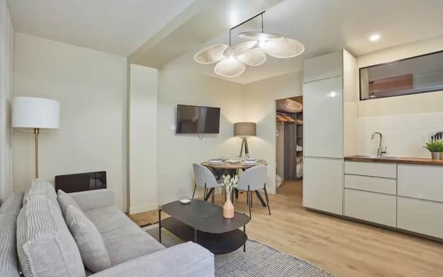 Apartment in the Center of Paris/montmartre - photo 4