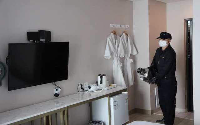 Bridge Hotel - photo 3