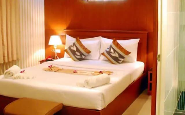 Palm Beach Hotel - photo 4