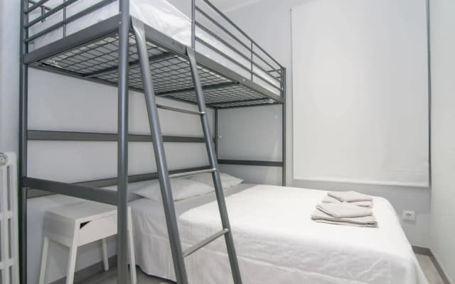 GO BCN Apartments Rosselló - photo 2