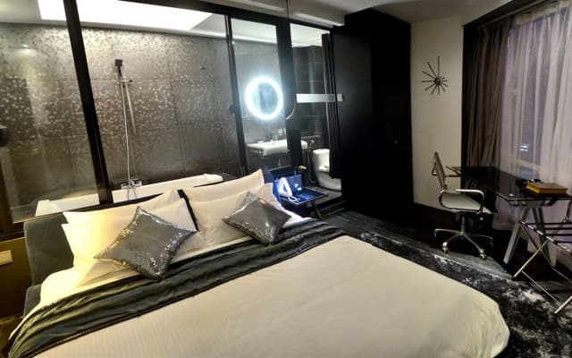 Orion Design Hotel - photo 2