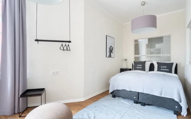 Primeflats - Huge Apartment at Gasometer 17 - photo 2