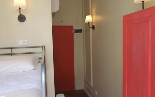 Lisbon Budget Inn - photo 5