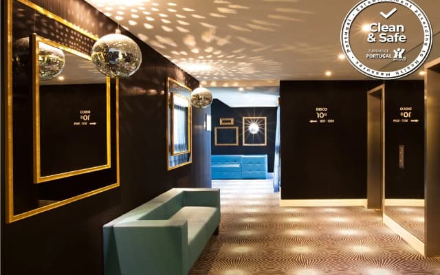 Lutecia Smart Design Hotel - photo 2