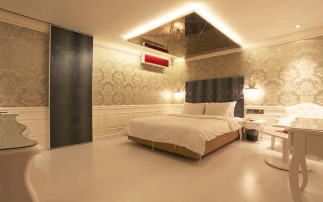 Hotel Lava Seocho - photo 2