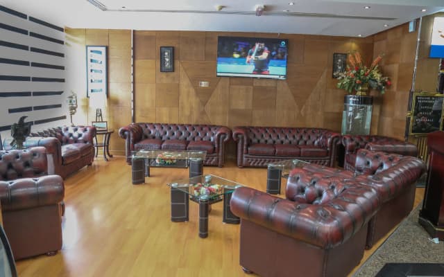 Abjad Crown Hotel - photo 2