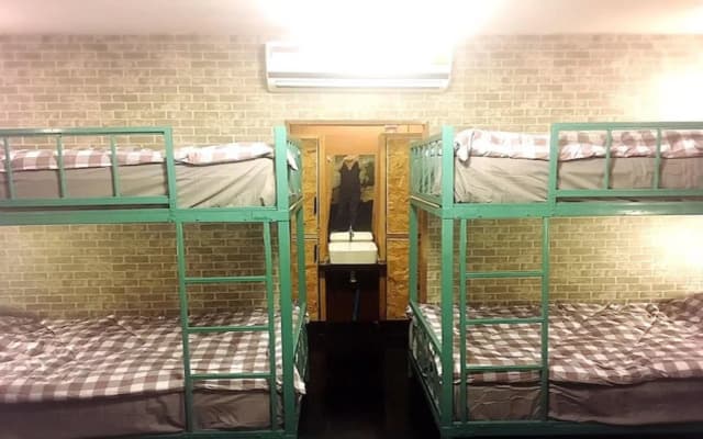 Sleep Ping Bed & River Bar - Hostel - photo 5