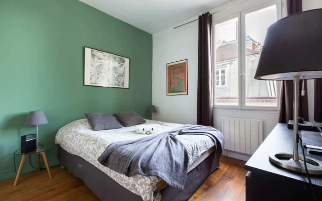Charming Flat in the Heart of Paris, Ideal for 2 ! - photo 4