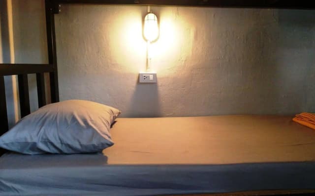 Baan hostel - photo 4