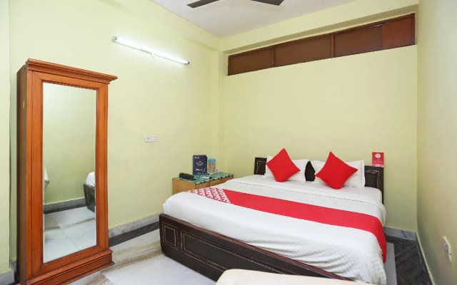 OYO 12190 Hotel New Blue Umbrella - photo 4