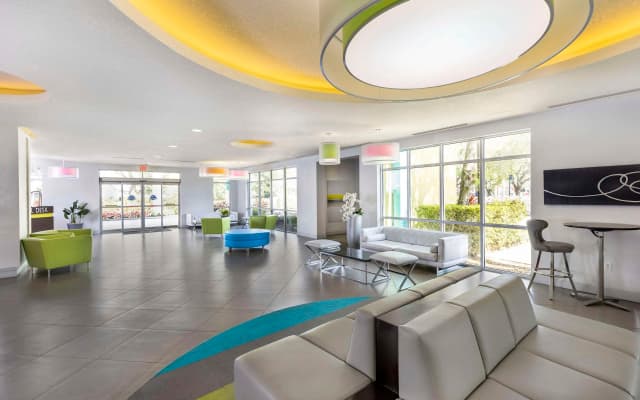 Avanti International Resort - photo 2