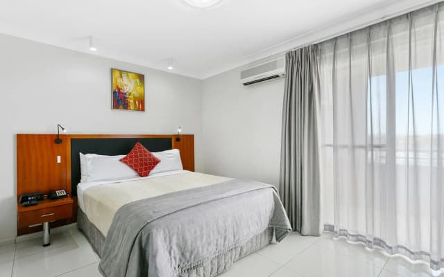Comfort Inn & Suites Burwood - photo 2