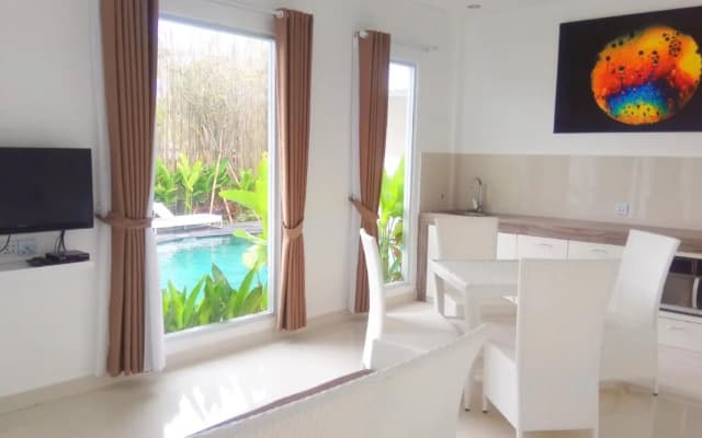 The Bali Bubble - photo 5