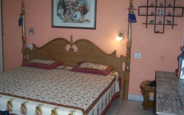 Delhi Bed and Breakfast - photo 3