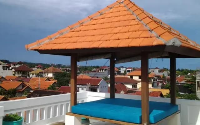 Rumah Kedua Villa - photo 2