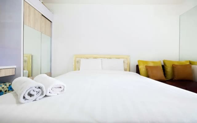 Comfy and Cozy Studio Bassura City Cipinang Apartment - photo 5