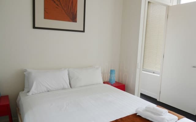 Corporate Stayz at Collins - photo 4