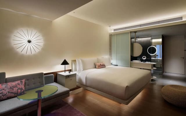 W Osaka - photo 2