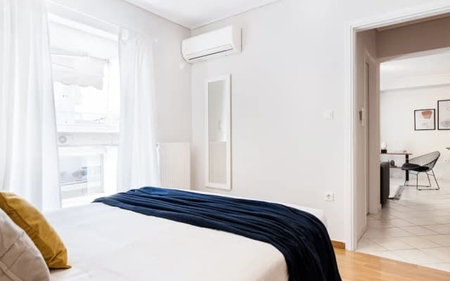 Ideal 1 BR Apartment in Petralona - photo 4