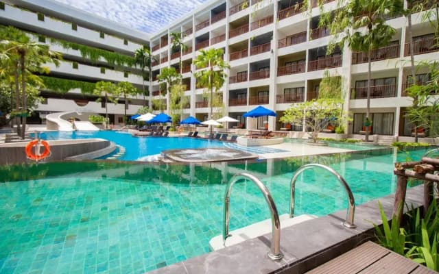 Deevana Plaza Phuket Patong - photo 4