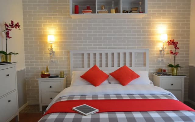 Moonlight Inn Guest House - photo 2