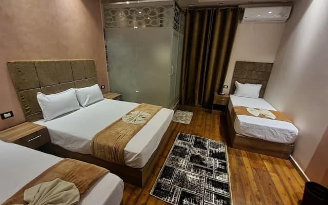 Cairo plaza 2 hotel - photo 4