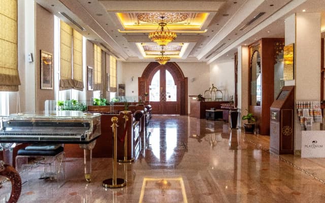 Platinum Hotel - photo 2